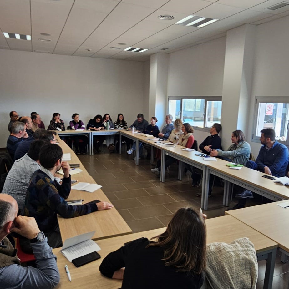 foto-taller-maytenus-2025-04